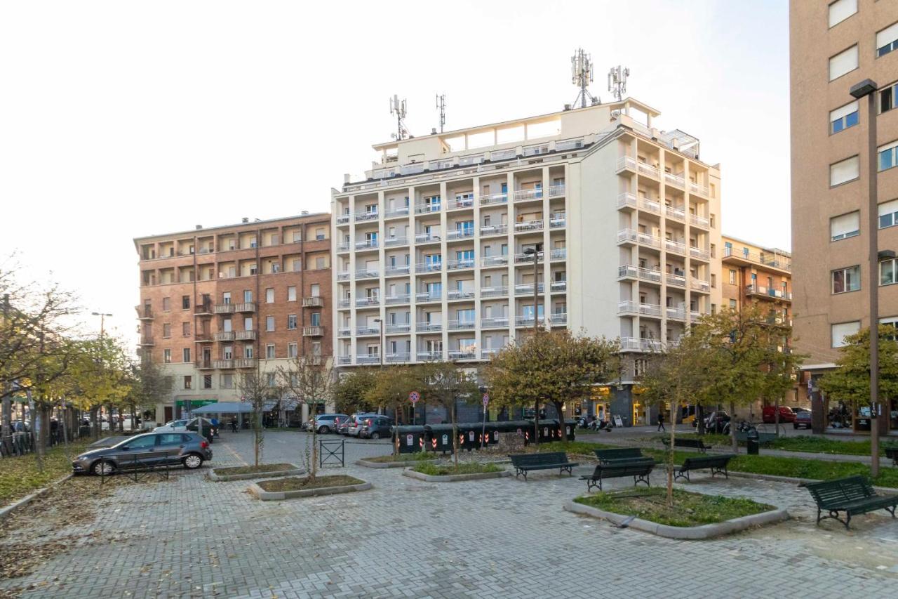 Urban House Carducci - Apartments Турин Екстер'єр фото